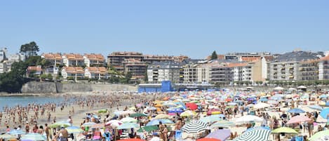 playa de Silgar
se encuentra a 5 minutos caminando de nuestro piso