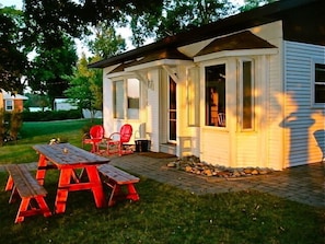 Cozy, and tidy cabin for your week of paradise in clear Minnesota lake country.
