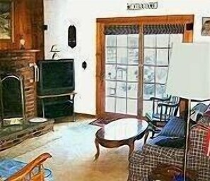 Living Room with fireplace