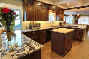 Welcoming gourmet kitchen