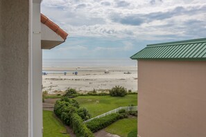 Beach Club 431 - Balcony View