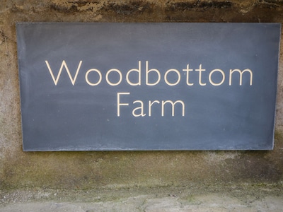 Woodbottom Farm, MELTHAM