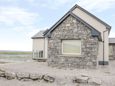 Sea Spray, NEW QUAY, COUNTY CLARE