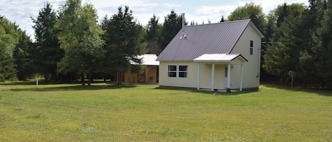 The cabin is secluded with plenty of room to relax and play. 