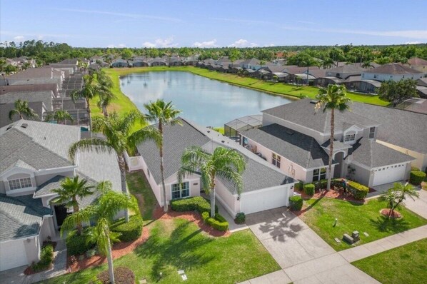1076 Lake Berkley (22).jpg