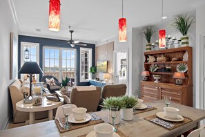 Dining/bar area with seating for 8.