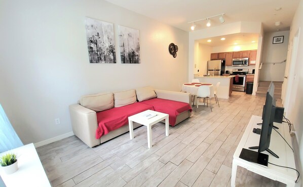 3BR 2BA Condo in gated Resort