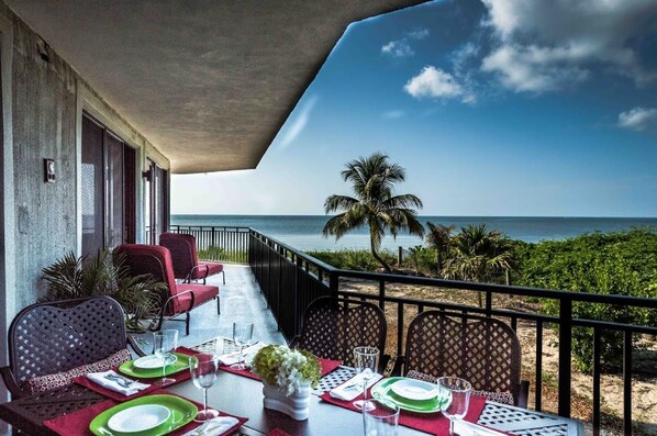 90 foot balcony on the Ocean