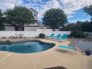 Pool is 3 ft t 6 f t deep with steps and built in seating bench