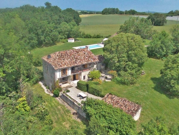 La Baronne  - House and pool 