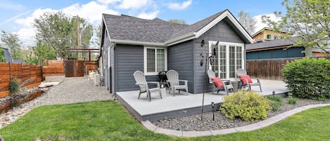 Comfy chairs on your porch plus barbecue to grill that steak and people watch!