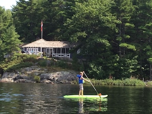 Safe bay in front of the cottage for kids to use the water toys