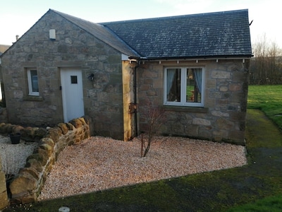 **New Listing**
Ploughman’s Poet cottage is within a semi rural setting.