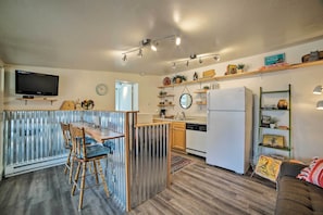 Kitchen | Coffee Maker | Toaster