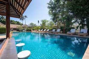 Utomhuspool