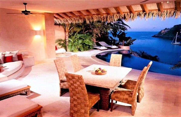 Outdoor dining