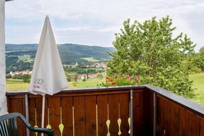 Komfortwohnung  Talblick-Wellness-Ferienwohnungen Zellertalblick