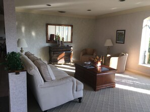 Sala de estar en el lobby