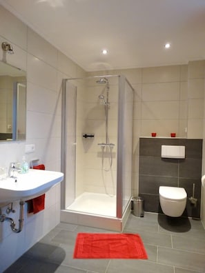 Ferienwohnung Hofblick-Ferienwohnung Hofblick - Bad