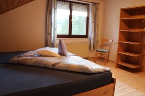 Rosengarten-Schlafzimmer Rosengarten 2022 (2).JPG