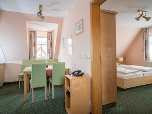 Ferienwohnung - gemütlich und modern eingerichtet