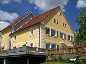 Ferienhaus "Bauernhaus" mit großer Sonnenterrasse-Bauernhaus