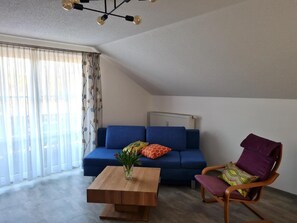3,5 Zimmer 5 Sterne 415-415-02-Wohnzimmer