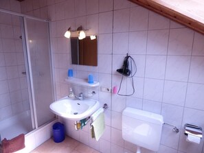 Ferienwohnung Waldblick (70qm) mit Balkon für 4 Personen-p1030040