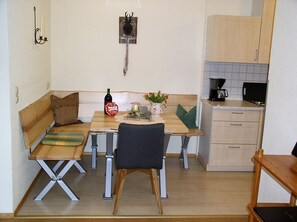 Ferienwohnung II (45 qm) im Obergeschoss mit Balkon