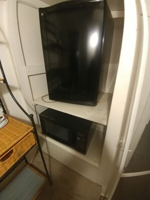 dorm size fridge