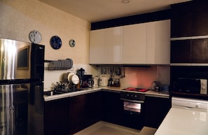 Fully equipted kitchen on 1st floor