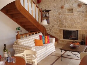 Stairs that lead on the mezzanine