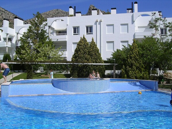 3 tier Swimming Pool