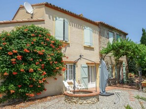 Property, House, Building, Real Estate, Home, Cottage, Facade, Rural Area, Neighbourhood, Window