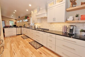 Make your gourmet meals and enjoy the Keurig bar for coffee.
