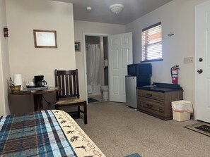 Common Area with Queen Bed