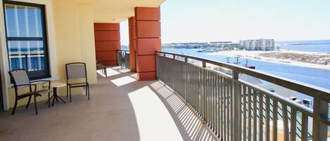 800 square feet of wraparound balcony! Incredible views!