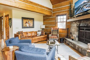 Powder Ridge Cabin Oglala 9