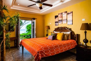 Master bedroom - King Size bed, ocean view.