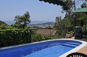 Ausblick auf Lloret de Mar und das Meer