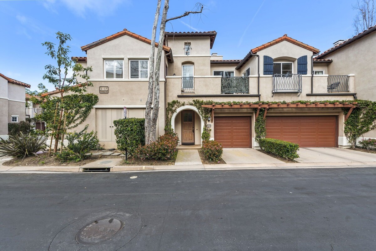 Newport Coast Getaway!!! Gated upscale community.
