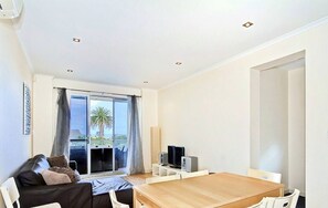  Spacious, Two-Storey Layout . Generously sized, family-friendly configuration across two levels. ls. Offers open-plan living, perfect for group cohesion and shared moments.