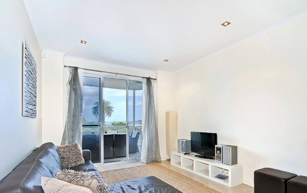 Prime Coastal Location. Situated just steps from Victor Harbor Beach (100m). With 2 private, on-site car parks with remote-controlled secure access.