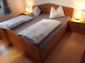 Ferienwohnung 2 im Altmühltal-Schlafzimmer