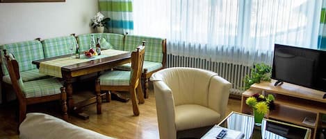 Ferienwohnung I (50qm) mit Balkon und WLAN