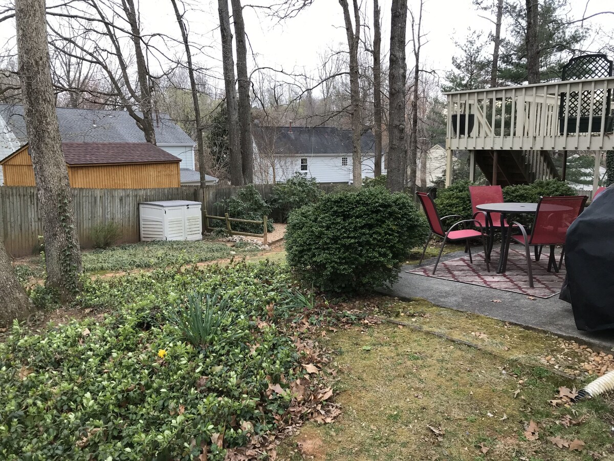 Townhome Close to UVA and Downtown – Perfect for UVA Graduation Weekend!