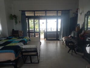 Big airy and light room  with sea view even from your bed 