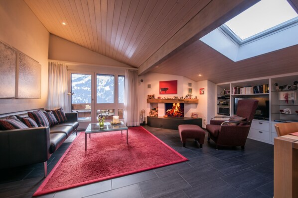 Living room with fireplace