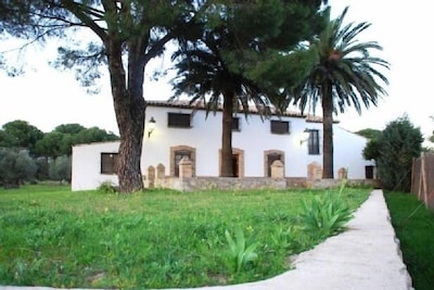 Casa rural (alquiler íntegro) Las Catenas para14- 18 personas