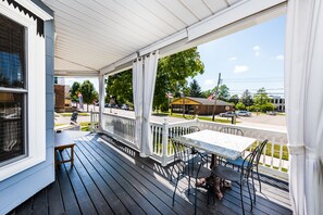 Outdoor dining space.